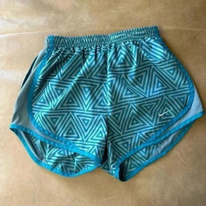 Women’s Nike Dri-Fit Gray And Teal Geometric Print Shorts Size XS Minor Flaw